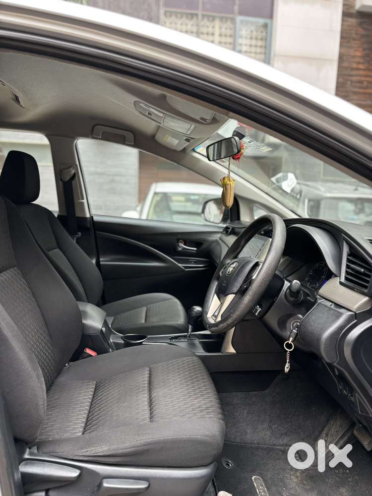 Toyota Innova Crysta [2020-ongoing] 2.4 Gx At 7 Str, 2022, Diesel