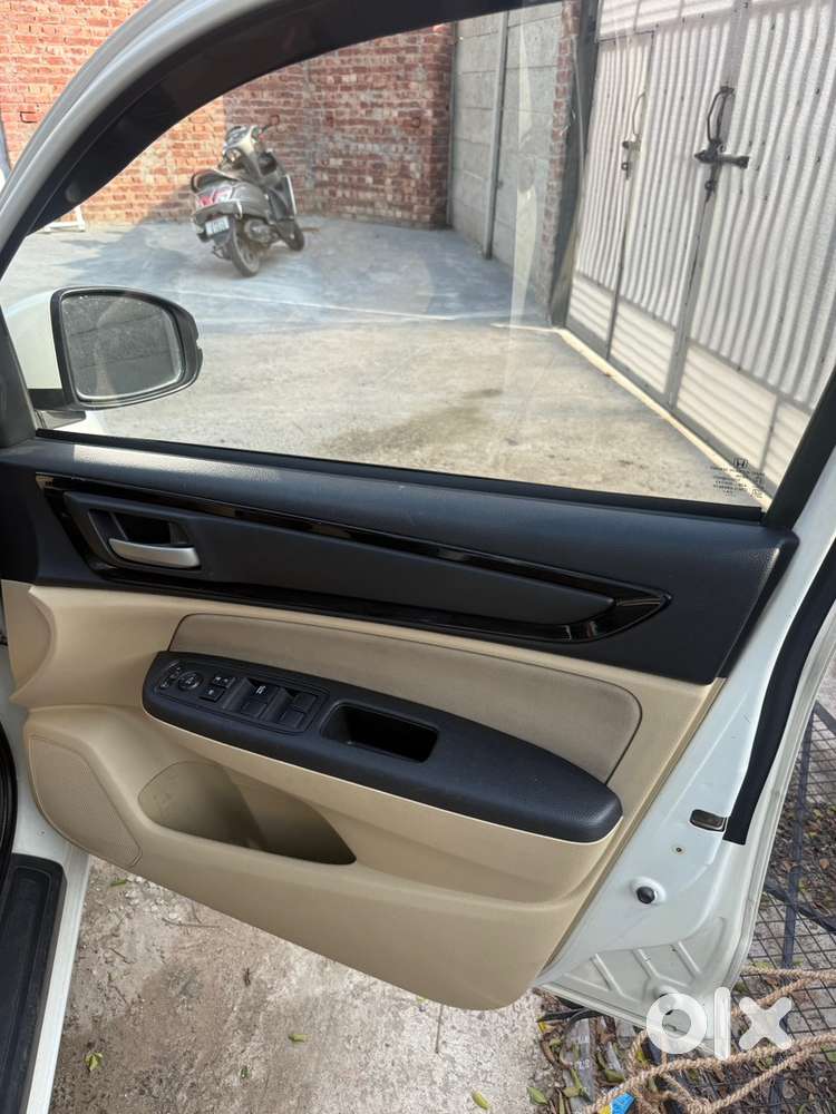 Amaze, Bs6, Push Button Start, Chd, 65k Km Driven With Company Records