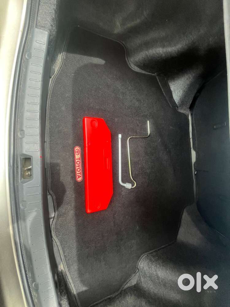 Toyota Corolla Altis 2010 Petrol