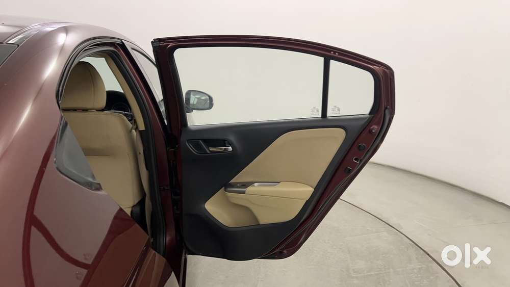 Honda City I-vtec S, 2015, Petrol