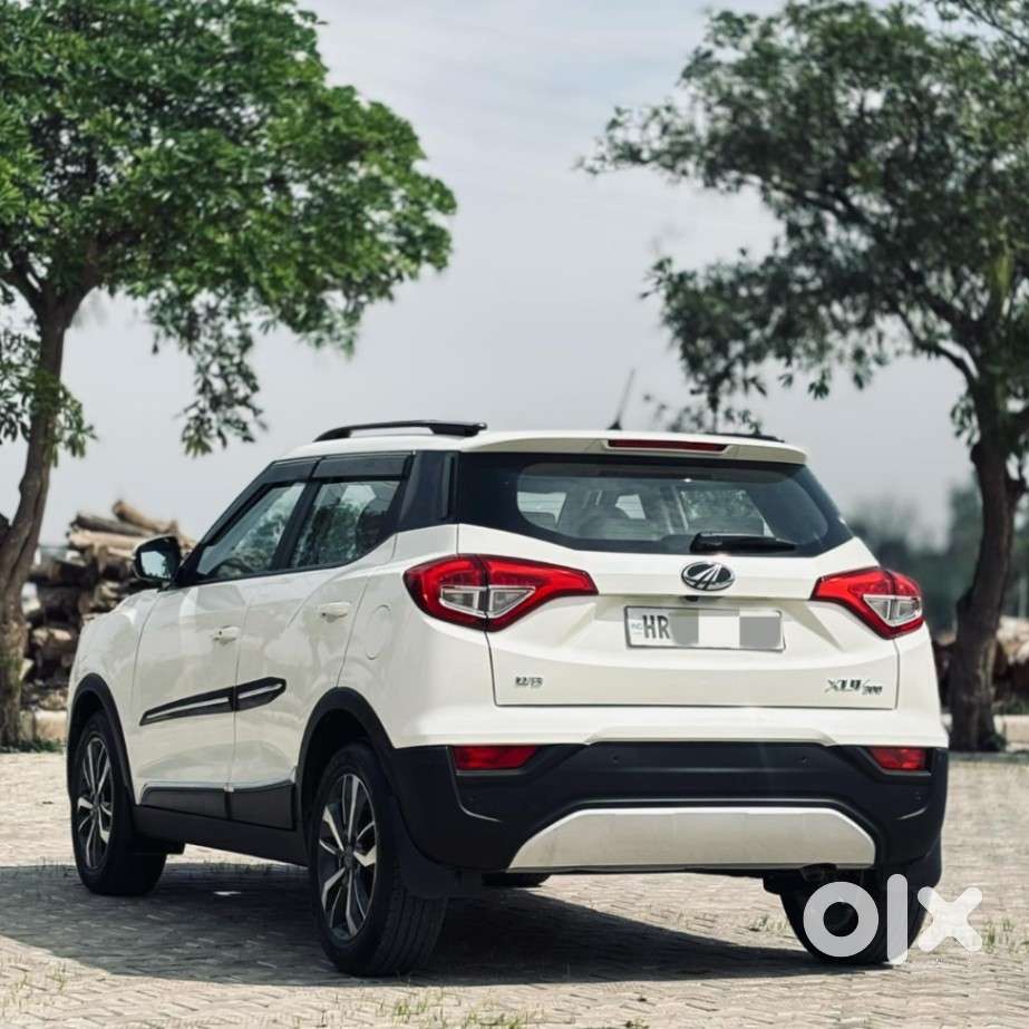 Mahindra Xuv300 W8, 2021, Petrol