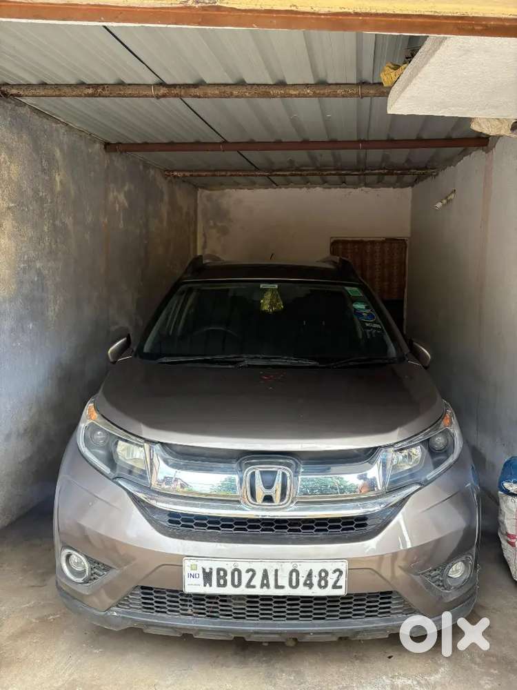 Honda Br-v Petrol Cvt 2017