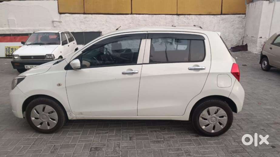 Maruti Suzuki Celerio 1.0 Vxi Ags, 2016