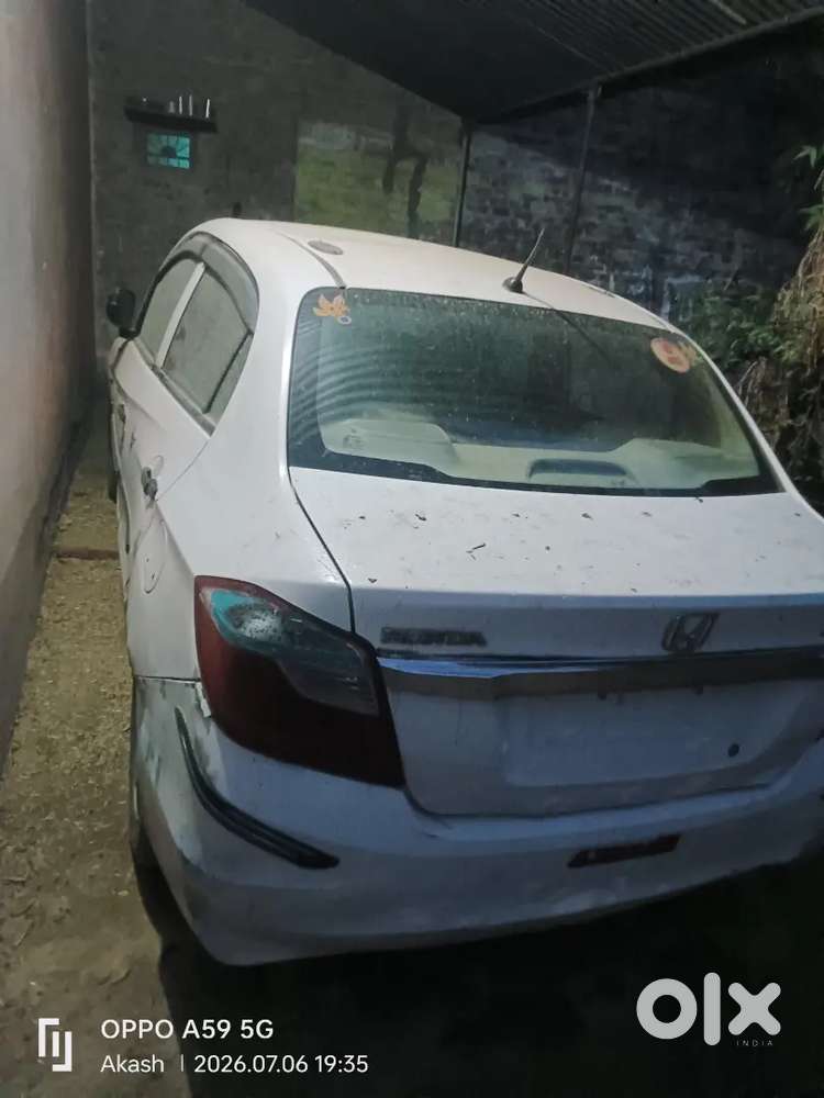 Good Condition White Colour H
