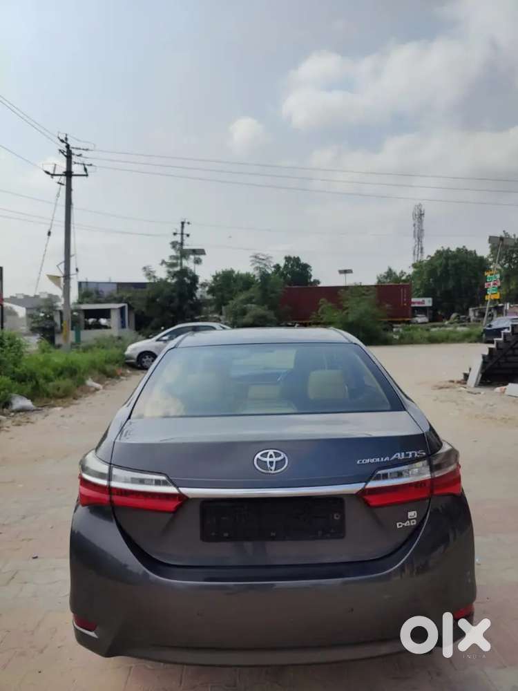Toyota Corolla Altis 2019 Diesel Well Maintained