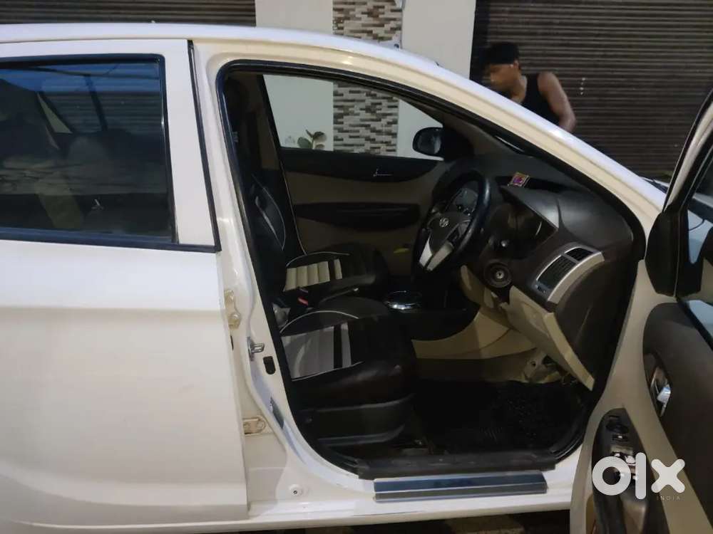 Hyundai Elite I20 2012 Diesel 84000 Km Driven