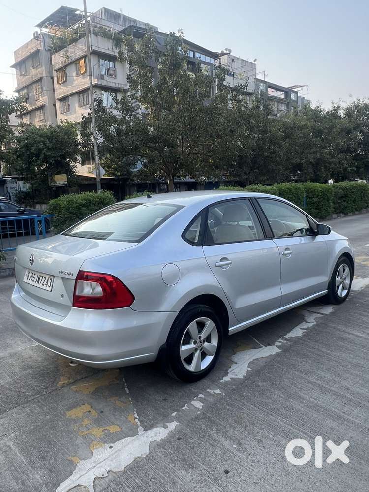 Skoda Rapid 1.5 Tdi Style/1.5 At Style, 2016, Diesel