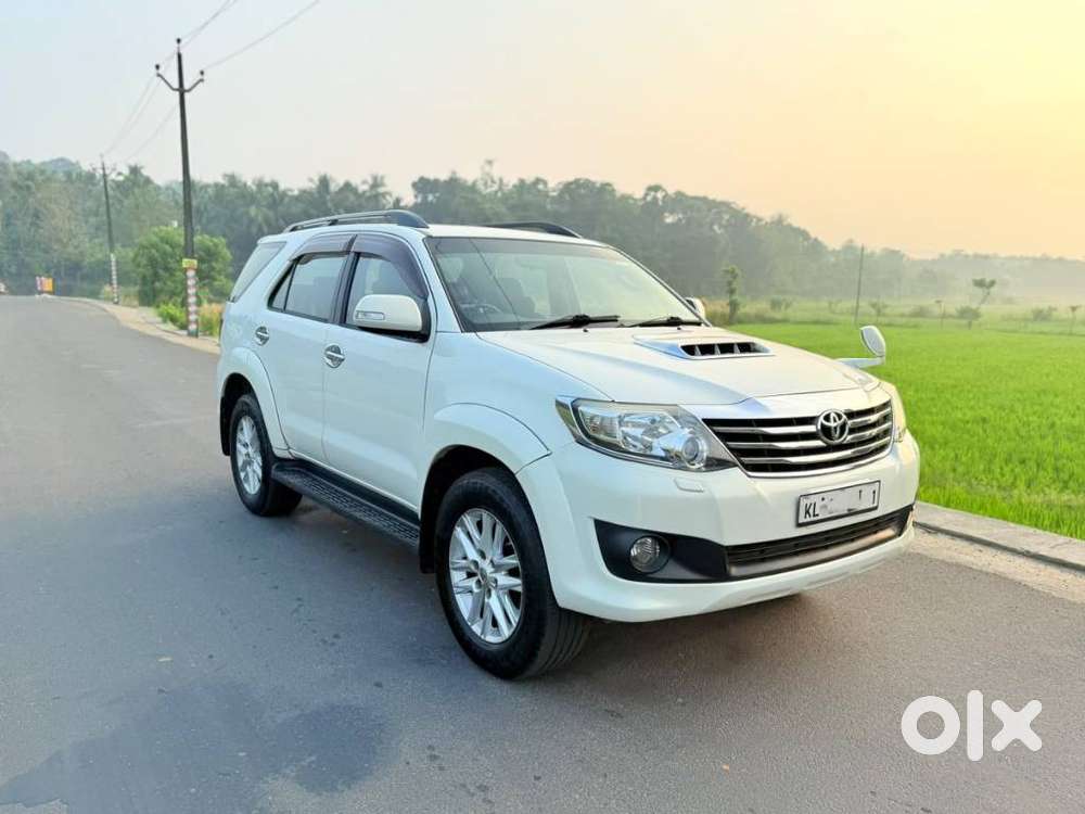 Toyota Fortuner 4x2 At 2.8 Diesel, 2013, Diesel