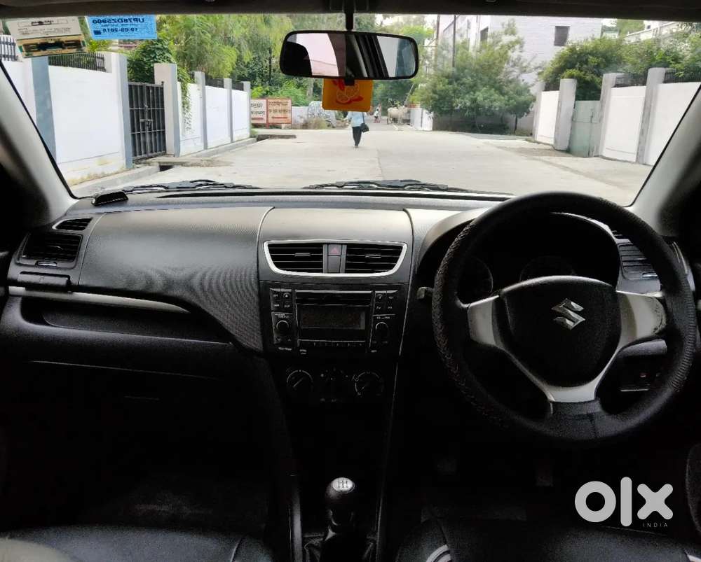 Maruti Suzuki Swift Vxi, 2015, Petrol