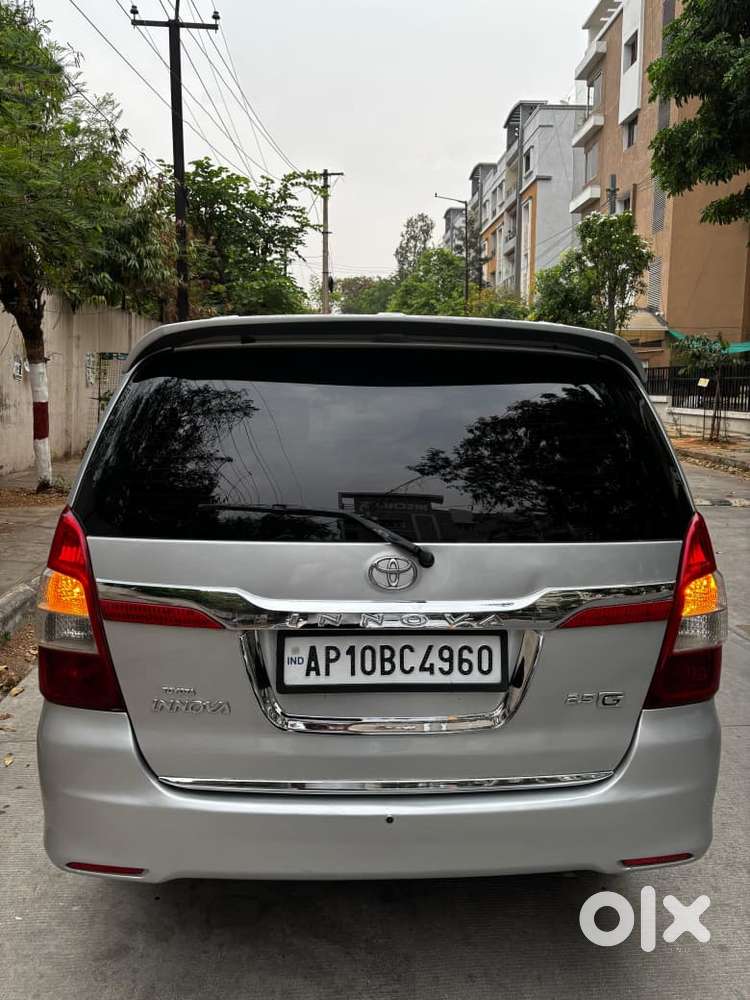 Toyota Innova 2.5 G (diesel) 8 Seater, 2012, Diesel