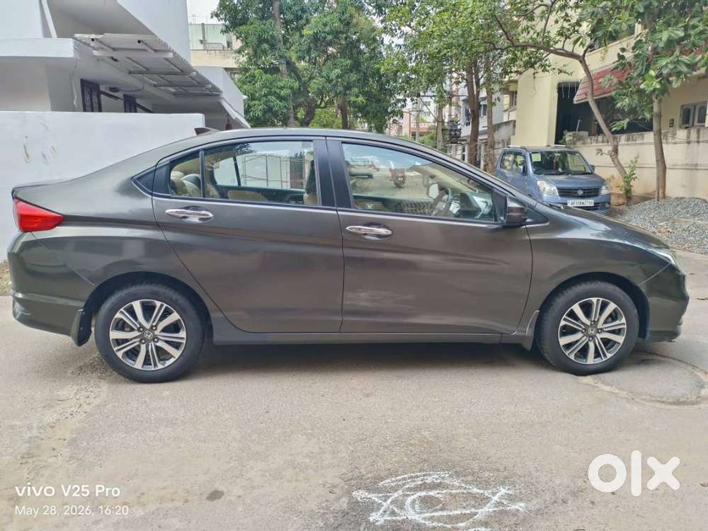 Honda City 1.5 V 4th Gen I-vtec Mt, 2018, Petrol