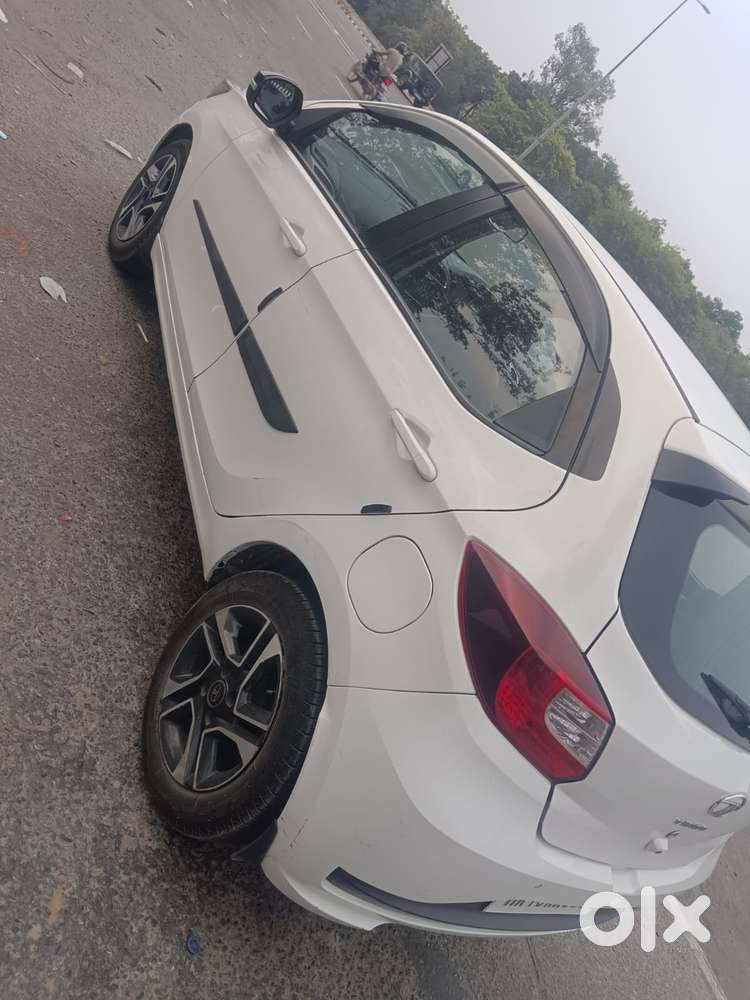 Tata Tiago Xz Opt, 2020, Petrol