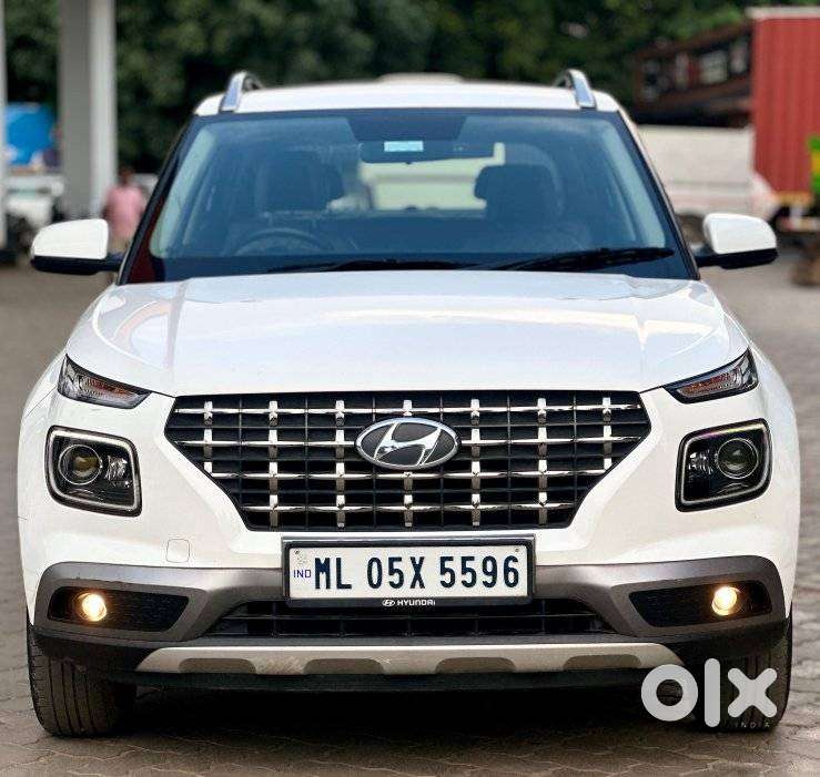 Hyundai Venue 1.2 S Plus, 2022, Petrol