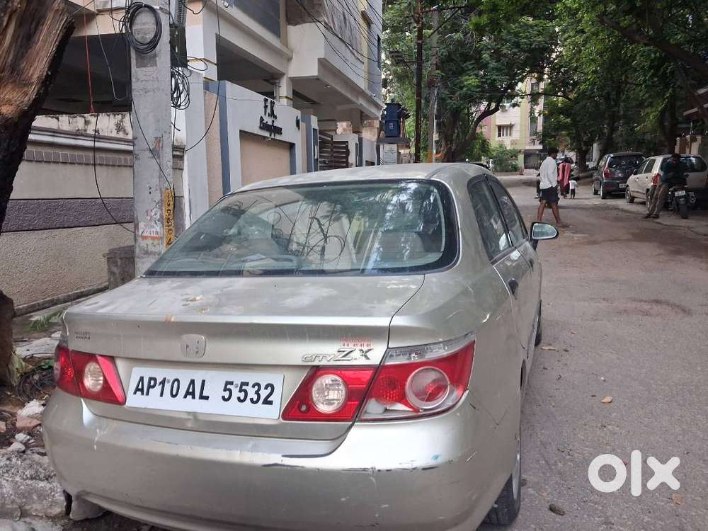 Honda City Zx Petrol 2010