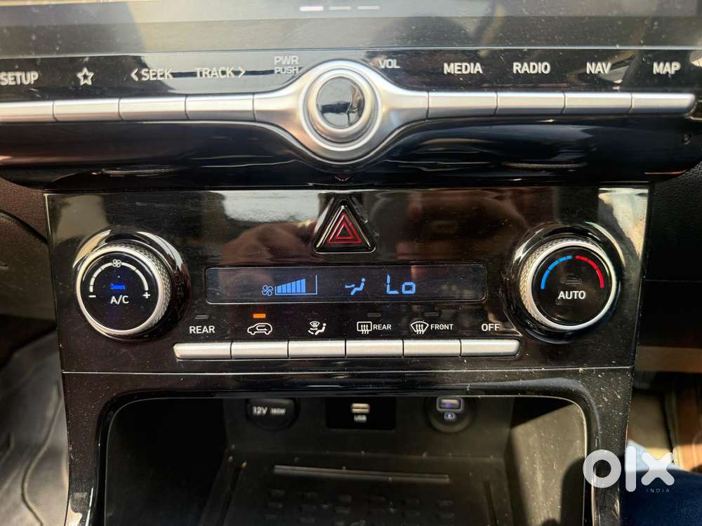 Hyundai Alcazar 2.0 Platinum (o) Petrol At 6 Str, 2021, Petrol
