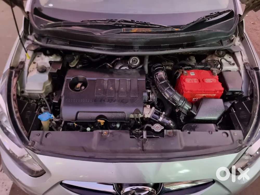 Hyundai Verna Crdi 2012