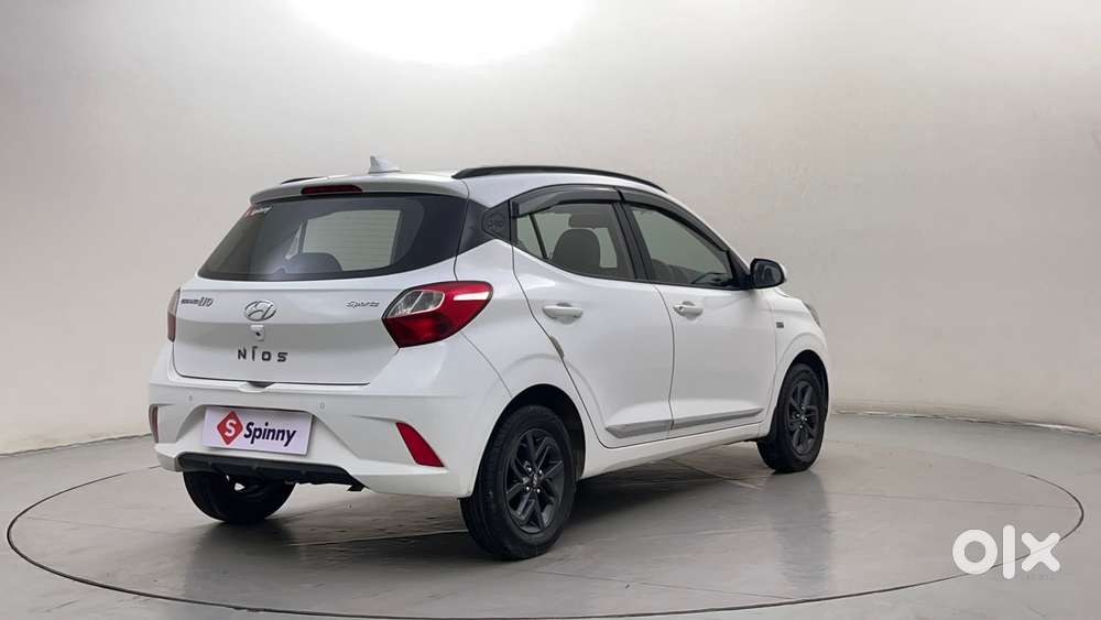 Hyundai Grand i10 Nios Sportz AMT 1.2 Kappa VTVT, 2021, Petrol