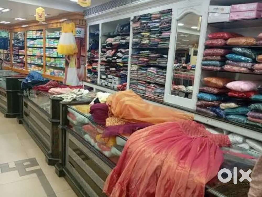 12th pass sales staff required showroom