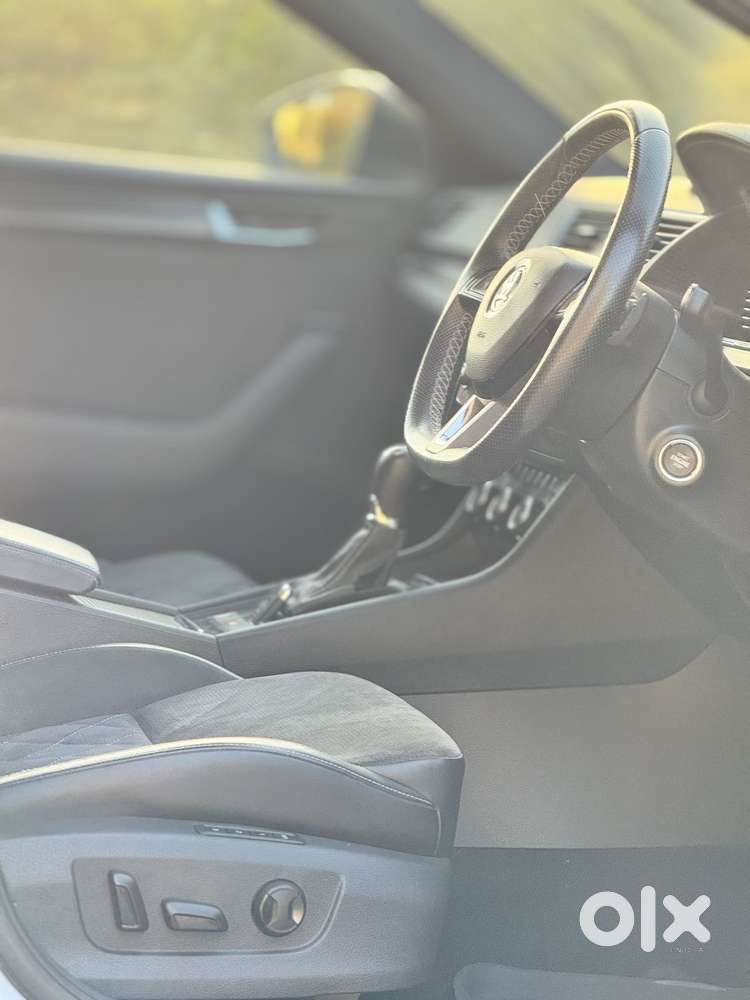 Skoda Superb 2.0 Sportline Tsi At, 2020, Petrol