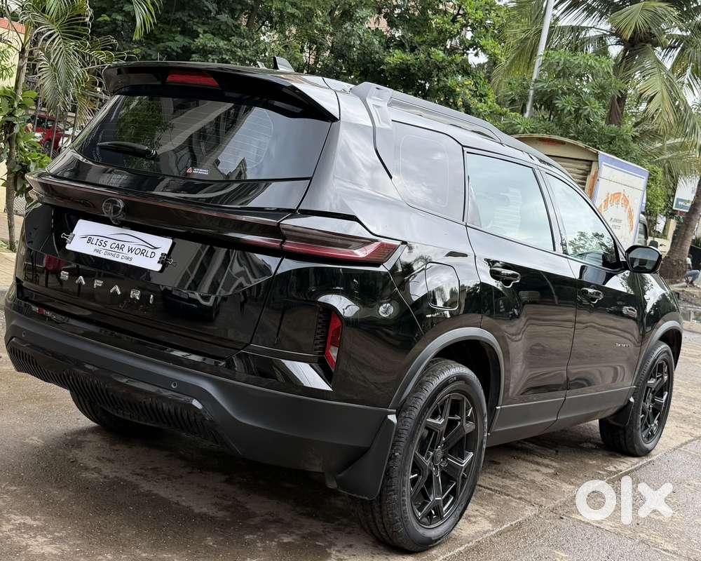 Tata Safari Accomplished X Plus 7 Str Dark Edition At, 2025, Diesel