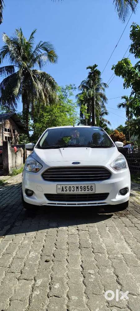 Ford Figo Titanium 2016