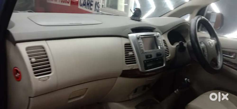 Toyota Innova Diesel 7 Str 2013