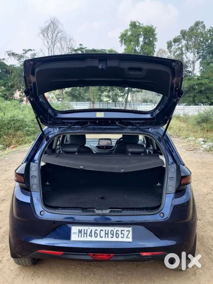 Tata Altroz Xz Plus (s) Icng, 2023, Cng & Hybrids