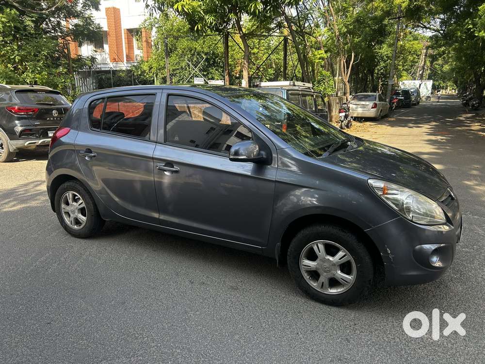 Hyundai I20 Sportz 1.2 Bs-iv, 2010, Petrol