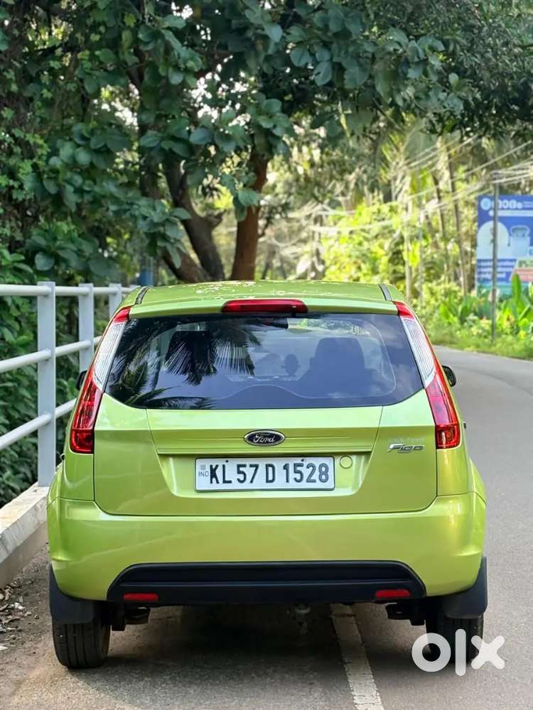 Ford Figo Petrol 2011