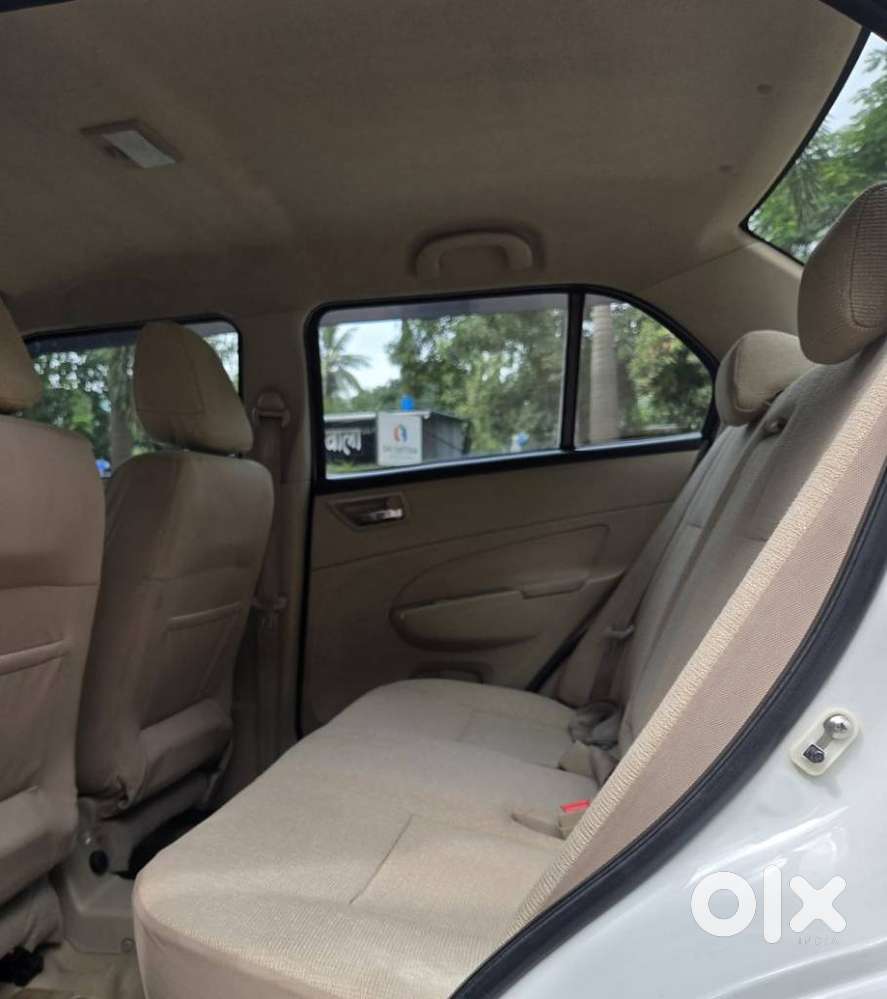Maruti Suzuki Swift Dzire Amt Vxi, 2015, Petrol