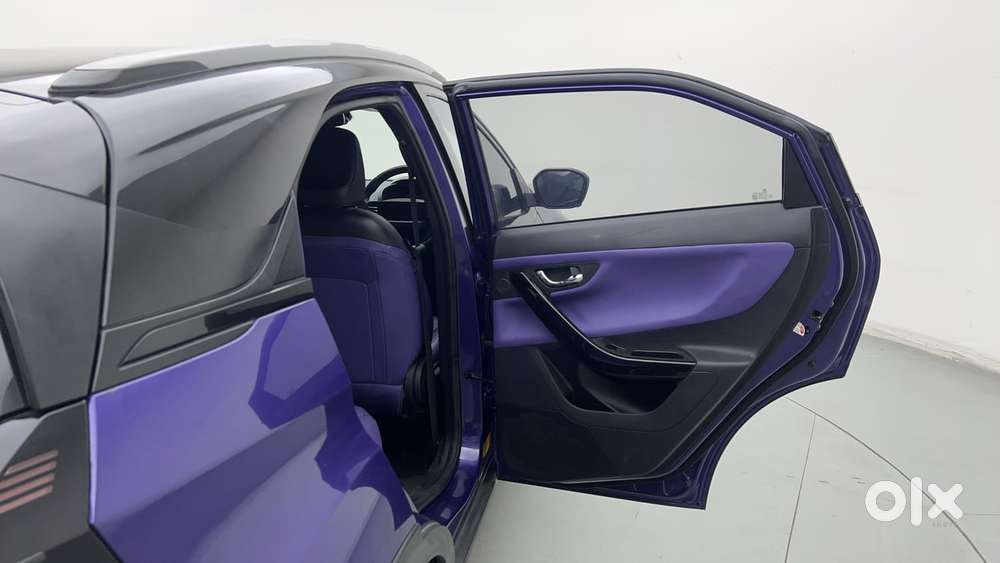 Tata Nexon Fearless Plus S Purple 1.2 Revotron Petrol 7dca Dual Tone..