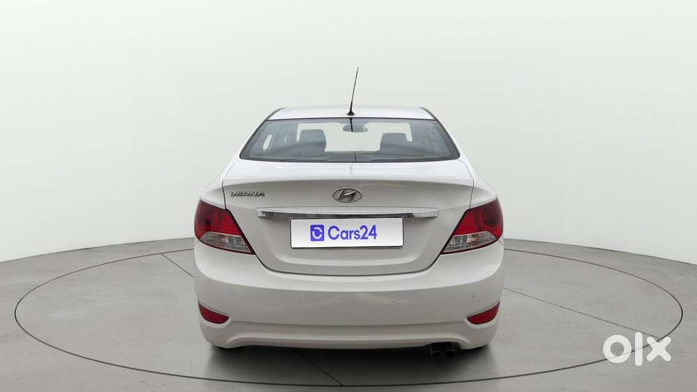 Hyundai Verna 1.4 Cx, 2014, Petrol
