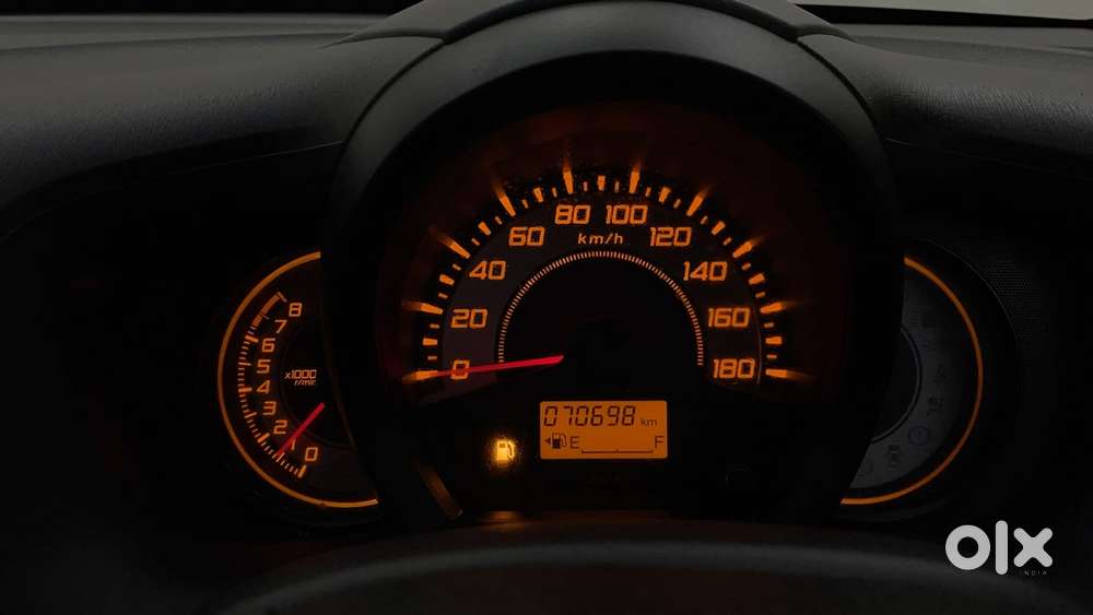 Honda Brio Vx Mt, 2014, Petrol