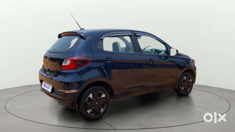 Tata Tiago 1.2 Revotron Xta, 2025, Petrol