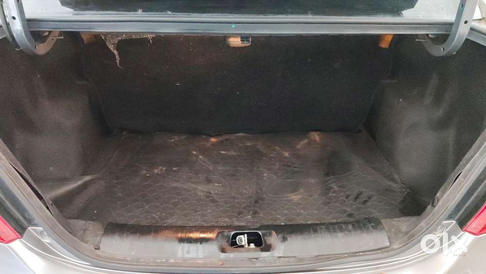 Maruti Suzuki Swift Dzire Vxi 1.2, 2013, Petrol