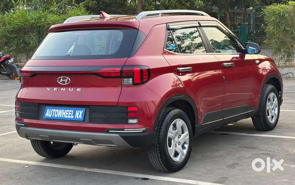 Hyundai Venue S, 2022, Petrol