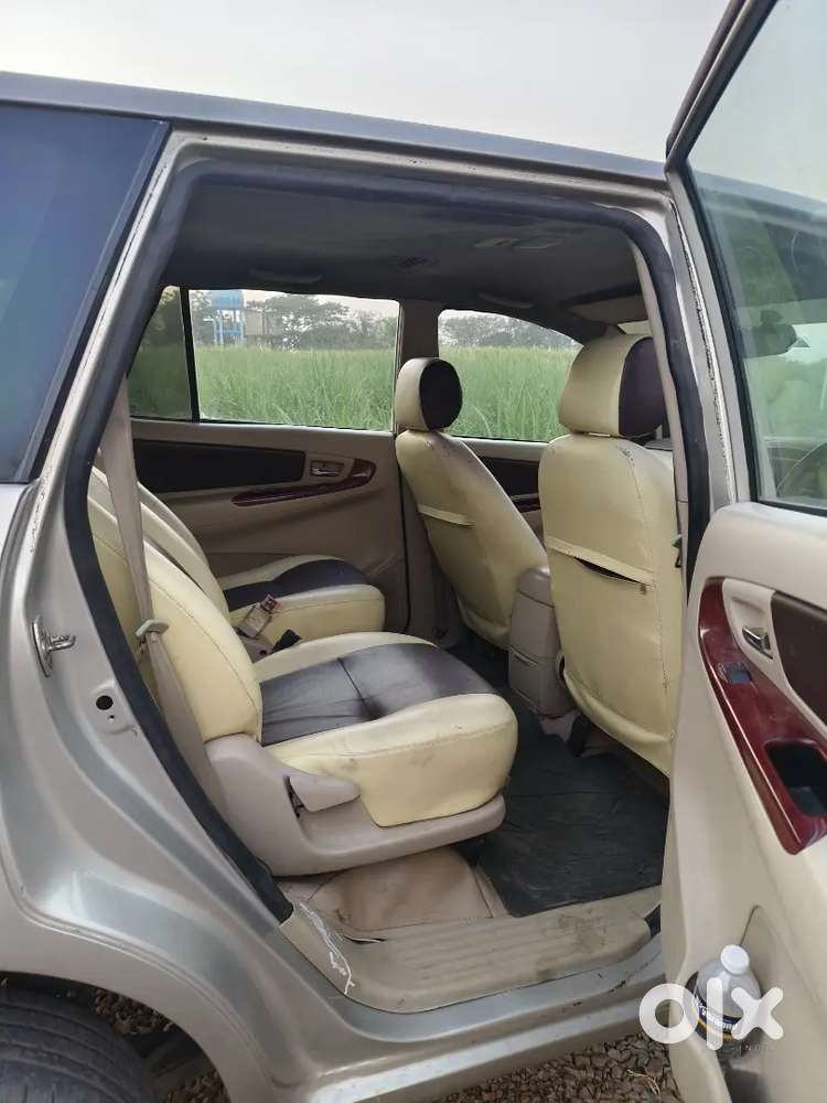 Toyota Innova 2006 Diesel 183000 Km Driven