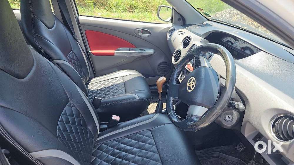 Toyota Etios 2010-2012 Vx, 2011, Petrol
