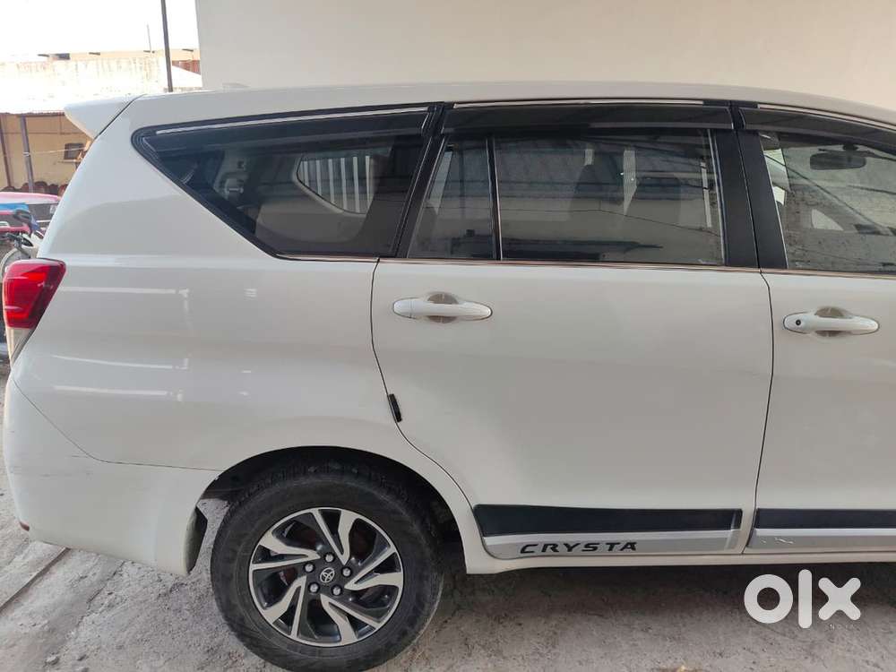 Toyota Innova Crysta Diesel 2022