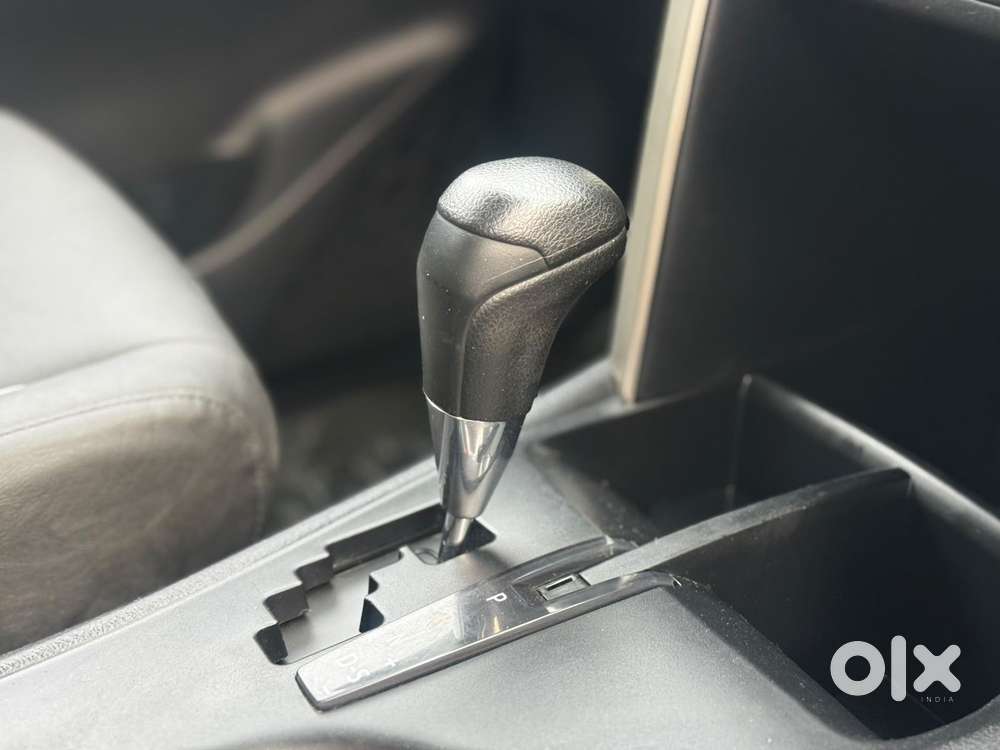 Toyota Innova Crysta [2020-ongoing] 2.4 Gx At 7 Str, 2021, Diesel