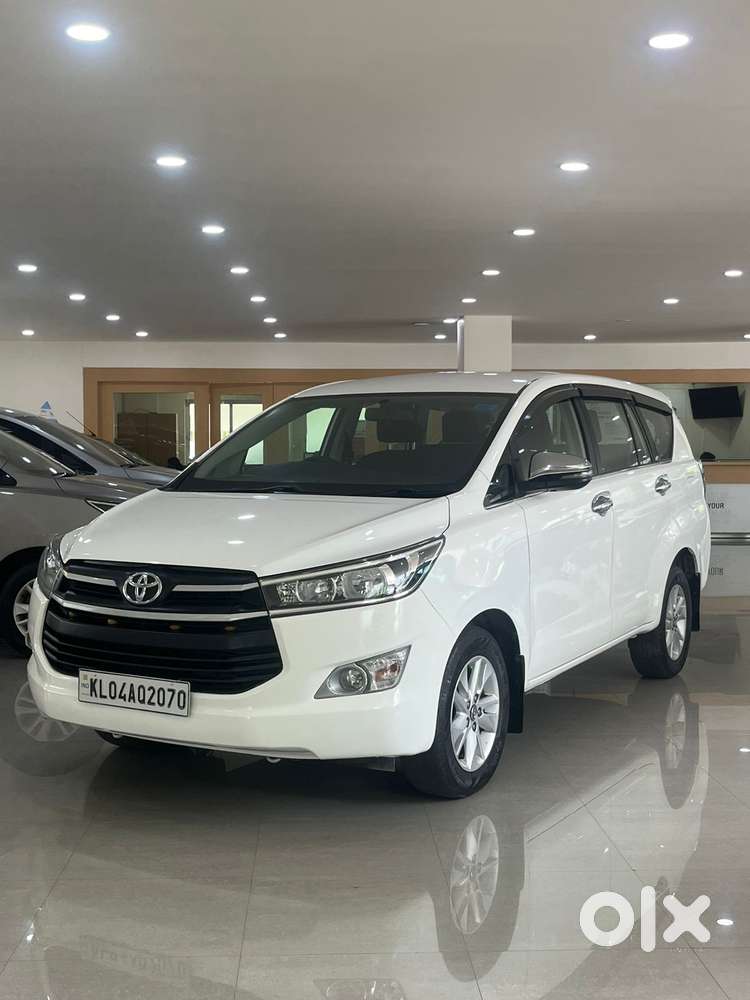 Toyota Innova Crysta 2.8 Gx At, 2020, Petrol