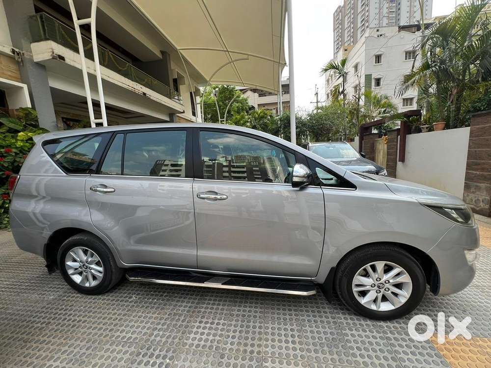 Toyota Innova Crysta 2016