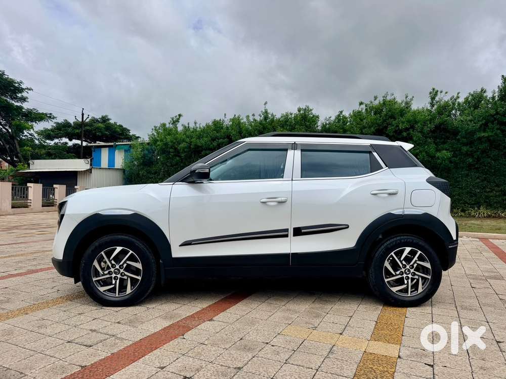 Mahindra Xuv 3xo Mx3, 2024, Petrol