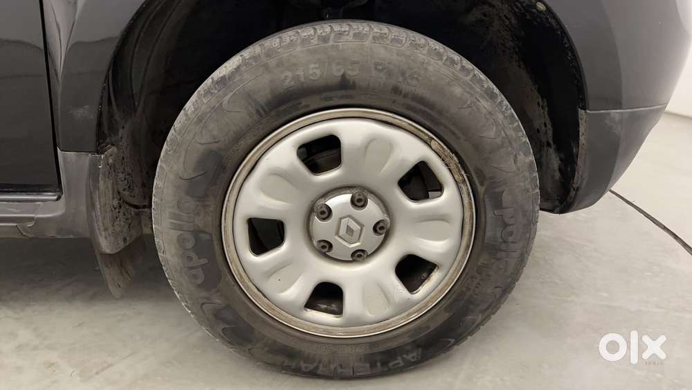 Renault Duster 2015-2016 Petrol Rxl, 2015, Petrol