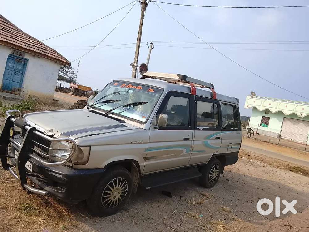 Toyota Qualis 2003 Diesel Well Maintained