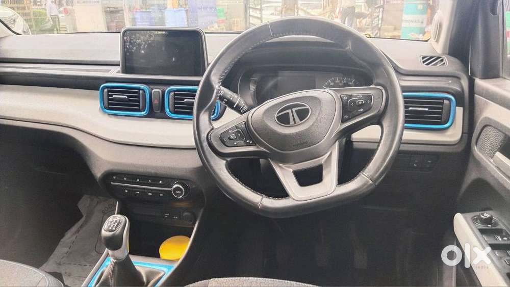 Tata Punch Accomplished Mt Sunroof, 2024, Petrol