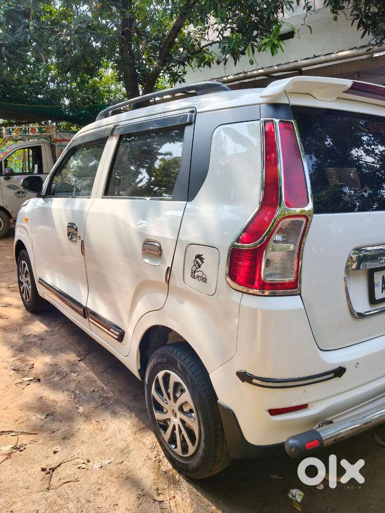 Maruti Suzuki Swift Dzire Lxi Option, 2020, Cng & Hybrids