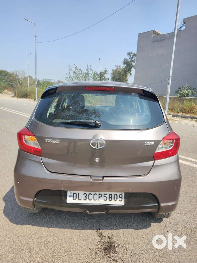 Tata Tiago, 2018, Petrol