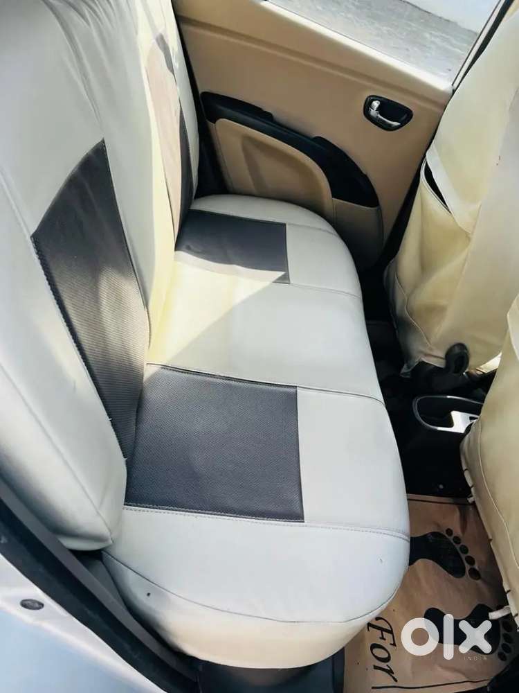Hyundai I10 Magna 2012 Car