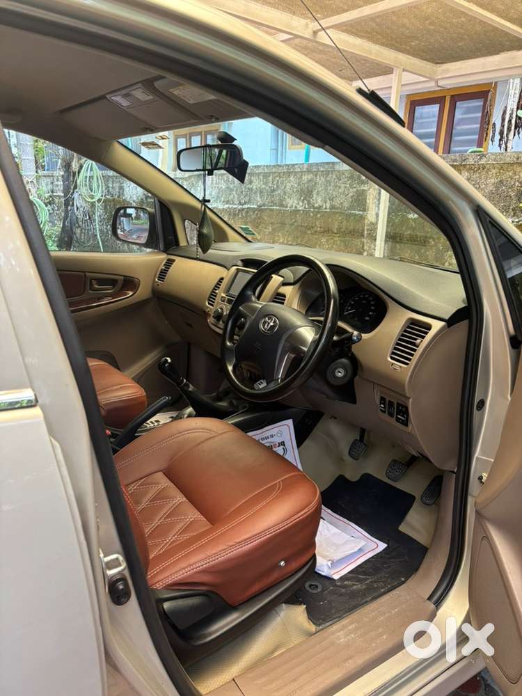 Toyota Innova Diesel Manual 2015 Year